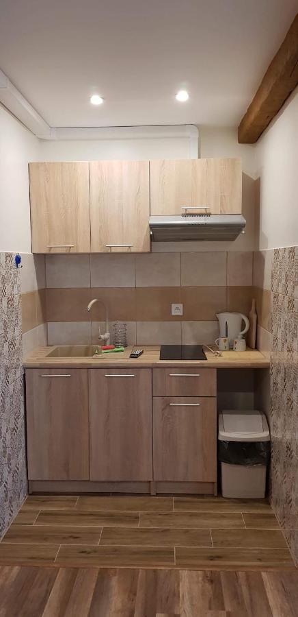Pod Stodola Guest house *